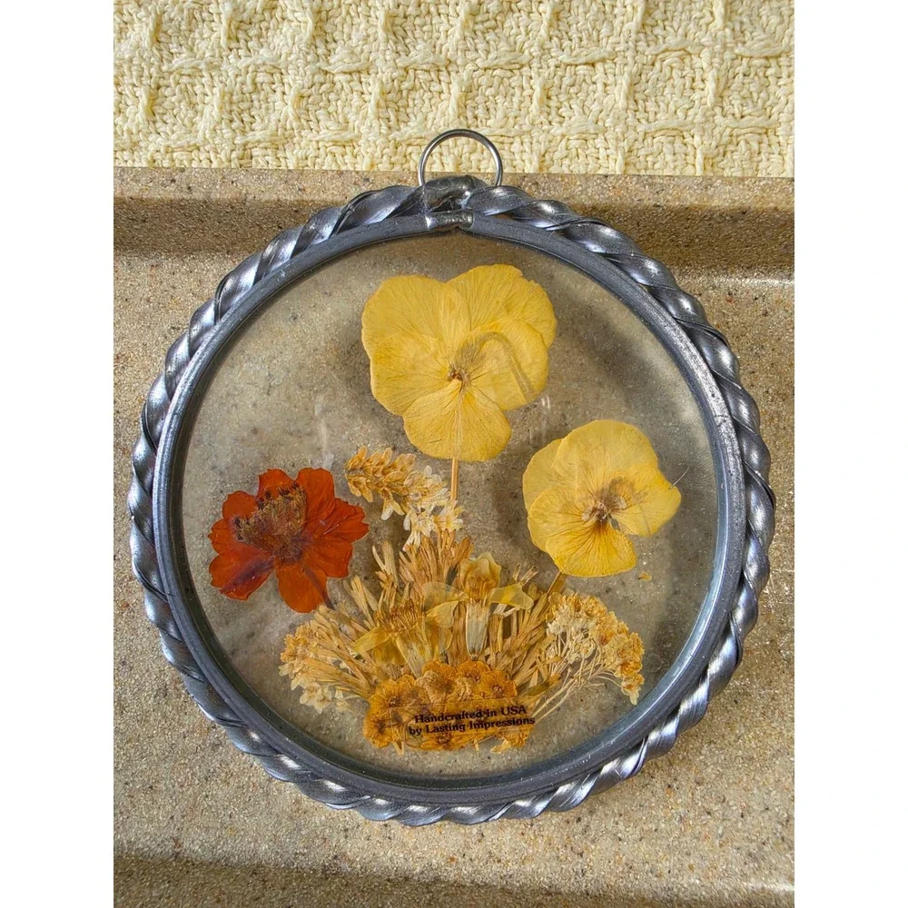 Lasting Impressions Pressed Flower Suncatcher Glass Metal Frame Vintage Floral